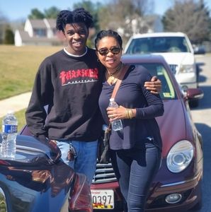 Meet your Posher, Charles